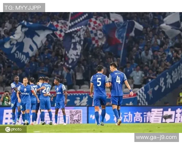 11月7日广州恒大迎战亚冠对手全力争胜展现球队实力 11月7日广州恒大迎战亚冠对手全力争胜展现球队实力